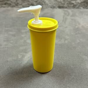 Tupperware Mustard Pump Dispenser Vintage 870-16